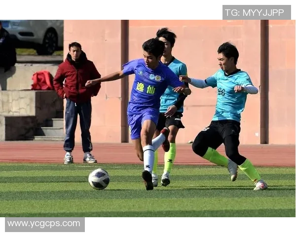 桂林足球崛起之路：从基层到球星的成长与挑战