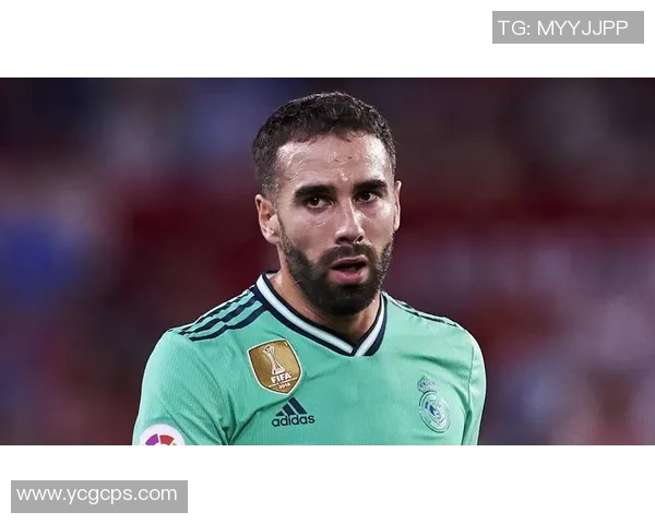 足球名将后卫盘点：从卡纳瓦罗到拉莫斯的传奇之路