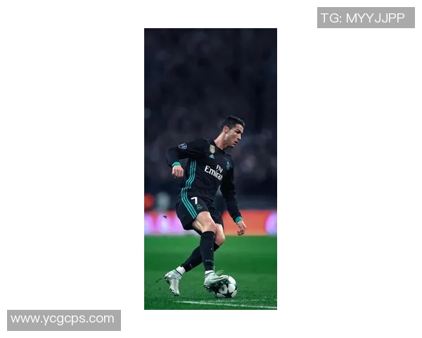 最新热门足球球星高清壁纸与资料免费下载大全推荐