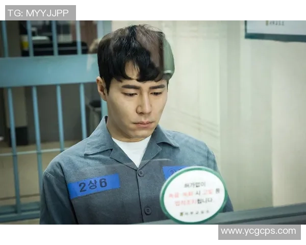 我的校园男神是足球场上的王者,校草与明星的双重魅力引爆青春热血